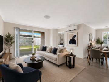 Beautifully Presented Duplex Opposite Parklands Modern, Comfortable & Move In Ready