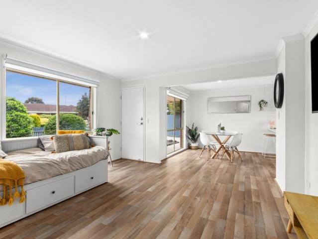 Beautifully Presented, Easy Living!