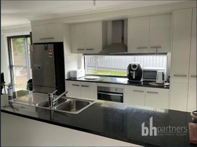 Beautifully Presented Executive Home