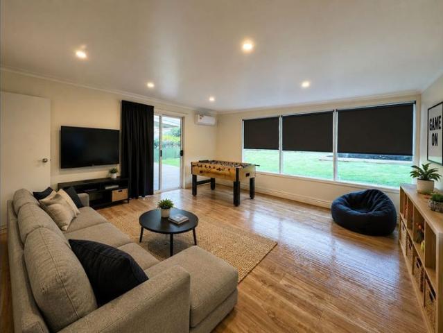 Beautifully Presented Family Home