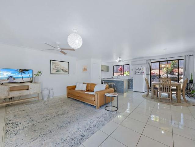 Beautifully Presented Family Home in Cannonvale