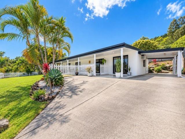 Beautifully Presented Family Home in Cannonvale