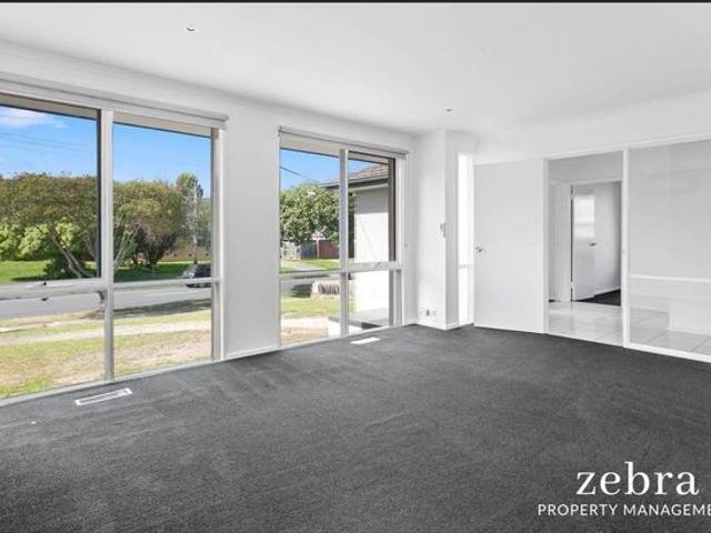 Beautifully Presented Family Home in a Convenient Frankston Location
