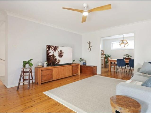 Beautifully Presented Family Home in a Peaceful Cul de Sac