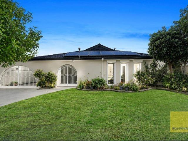 Beautifully Presented Family Home in a Prime Location