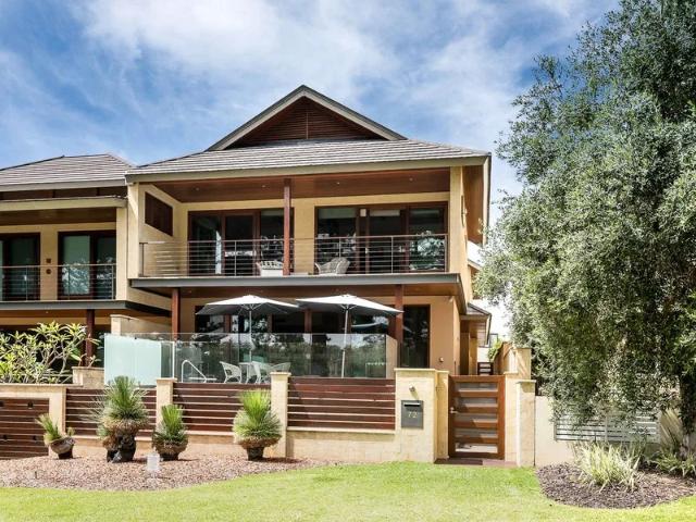 BEAUTIFULLY PRESENTED FAMILY HOME IN PRIME LOCATION