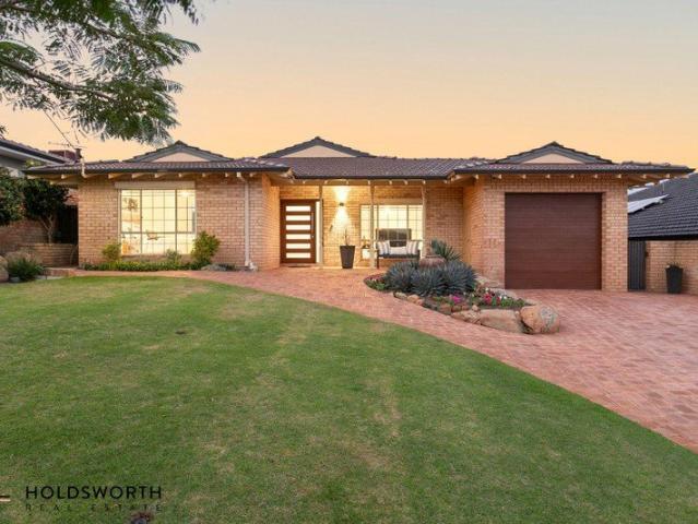 Beautifully Presented Family Home on 720sqm Green Title Block