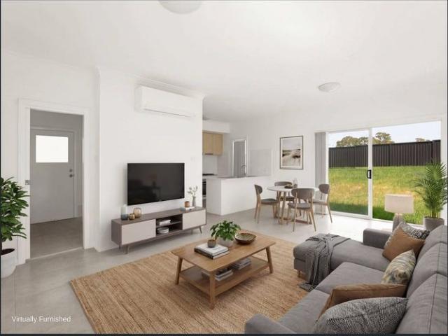 Beautifully Presented Family Home with Modern Features and Large Backyard