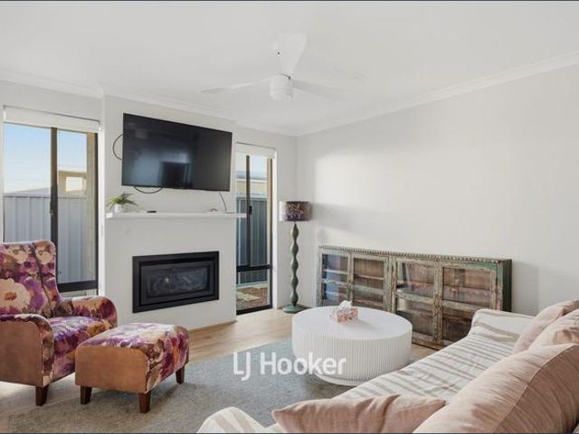 Beautifully Presented Furnished Home in Sought After Geographe