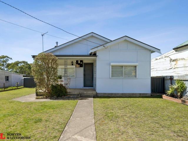 Beautifully Presented Home with Modern Comforts