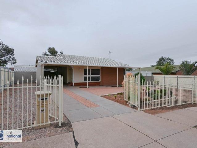 Beautifully Presented Home with Fabulous Outdoor Living
