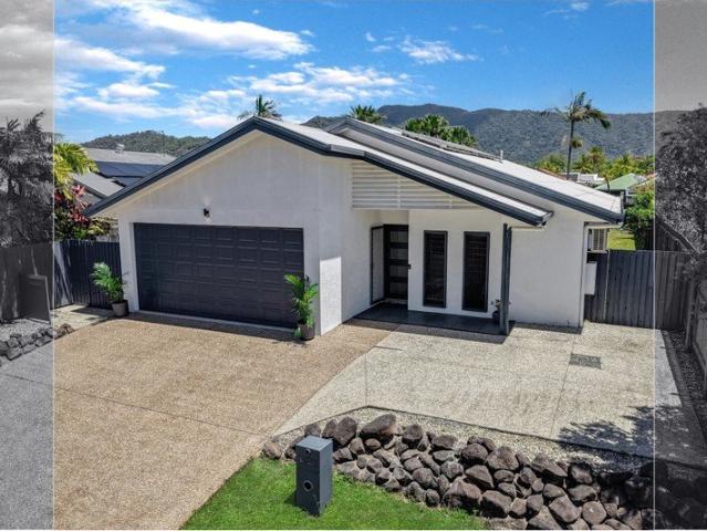 Beautifully Presented Home with Pool & Parking