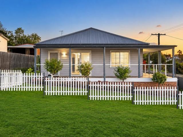 BEAUTIFULLY PRESENTED HOME WITH SPACE TO RELAX & ENTERTAIN