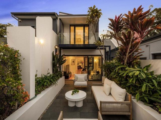 Beautifully Presented Home in Sought After Leafy Cul De Sac