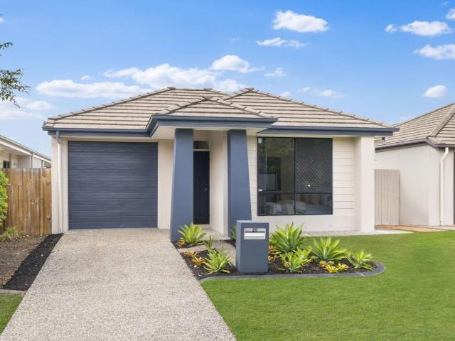 Beautifully Presented Home Minutes from Bushland