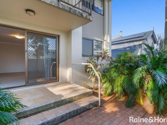 Beautifully Presented in a Prized Location