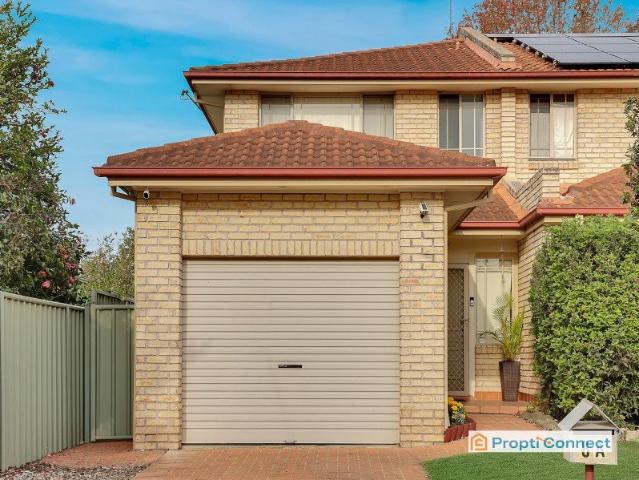 Beautifully Presented Modern Torrens Title Duplex No Strata Fees!