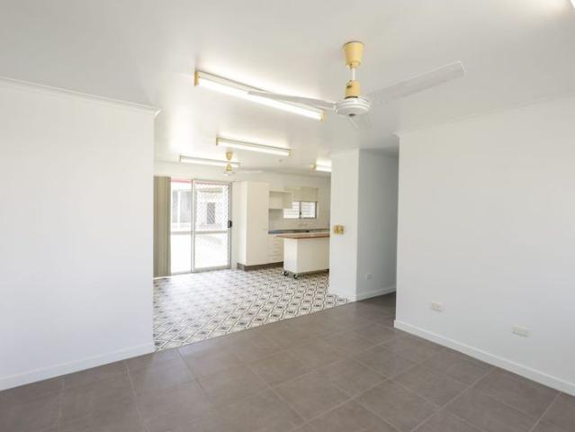 BEAUTIFULLY PRESENTED, NEWLY RENOVATED COZY 3 BEDROOM HOME WITH PLENTY OF UNDERCOVER PARKING!