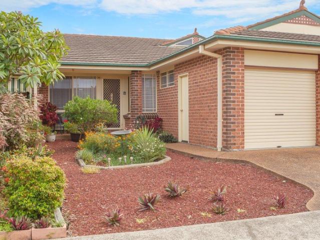 Beautifully Presented Unit in a Convenient Location