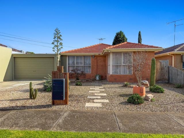 Beautifully presented property in a tremendous location