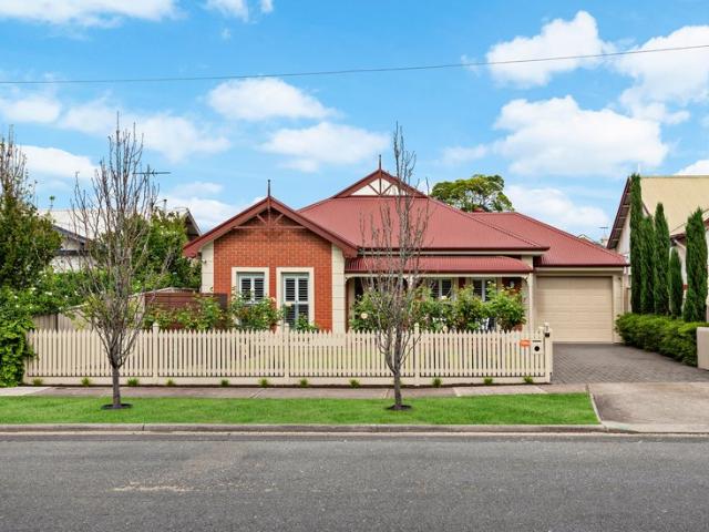 Beautifully Presented with Space to Relax and Entertain