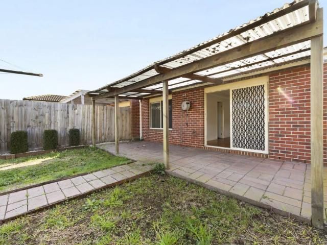 Beautifully Presented Three Bedroom home