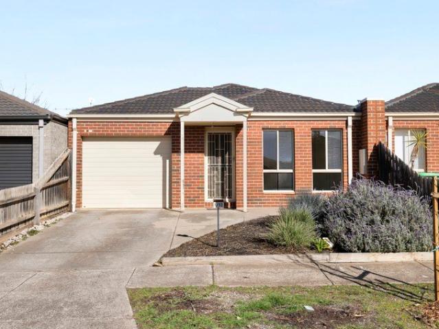 Beautifully Presented Three Bedroom home