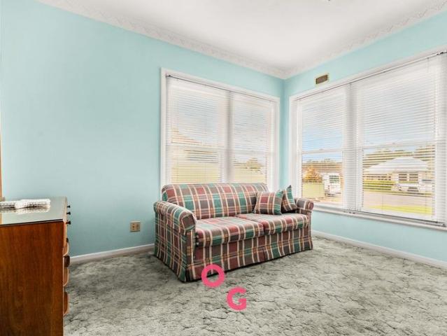 Beautifully Presented Three Bedroom Home