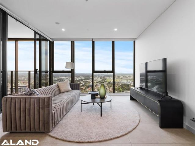 Beautifully Presented Two Bedroom Apartment With City Views
