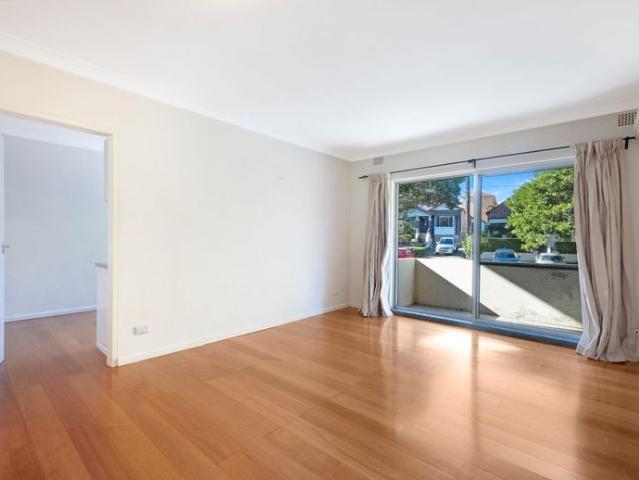 Beautifully presented two bedroom apartment