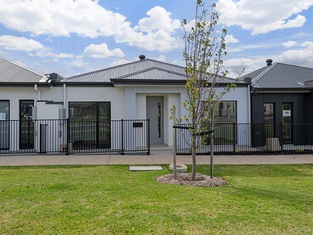 Beautifully Presented Two Bedroom Home in a Convenient Mount Barker Location