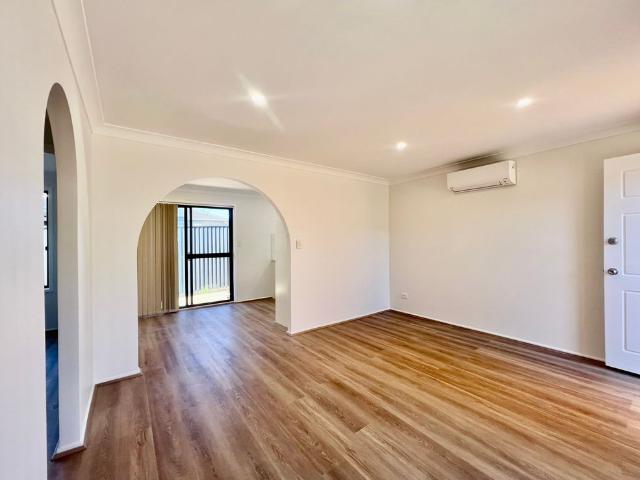 Beautifully Presented Two Bedroom Unit in a Convenient Location