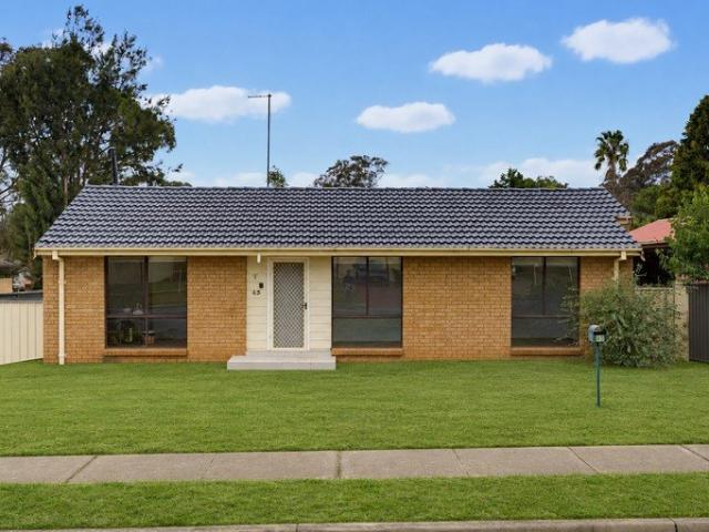 BEAUTIFULLY RENOVATED 3 BEDROOM FAMILY HOME
