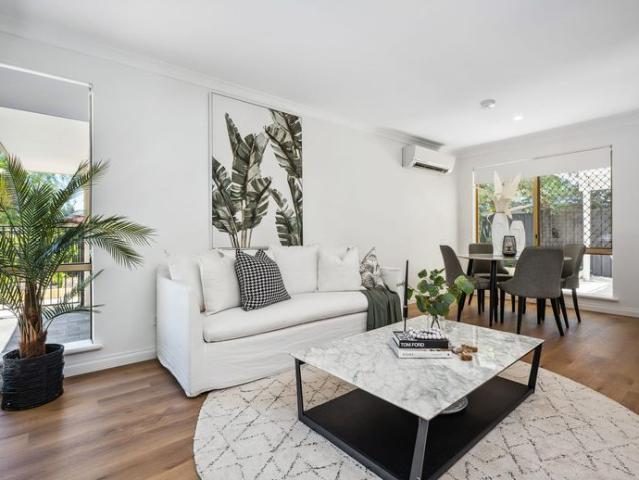 BEAUTIFULLY RENOVATED 3 BEDROOM HOME WITH MULTIPLE LIVING AREAS & GENEROUS OUTDOOR ENTERTAINING