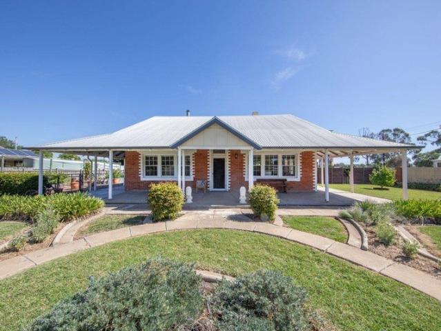 Beautifully Renovated 1930s Home with Space, Character and Versatility