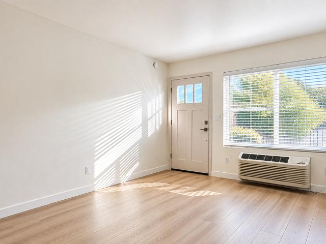 Beautifully Renovated 1 and 2 bedrooms with In 1 Bedroom Apartment for Rent at 4414 37th St, San Diego, CA 92116 Normal Heights
