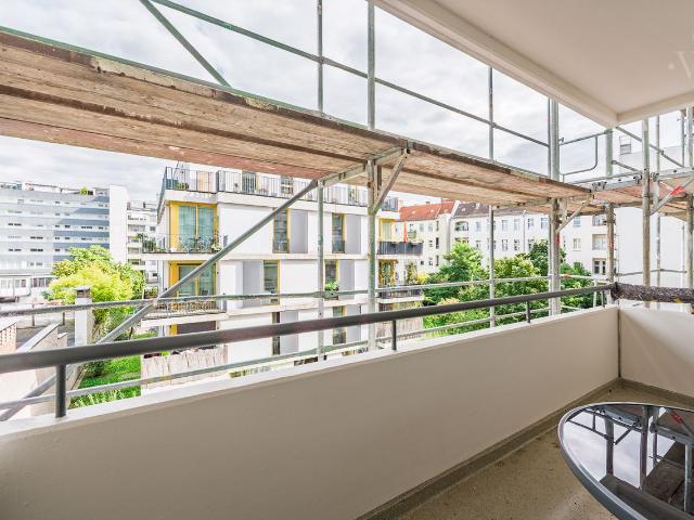 Beautifully Renovated 2 Bedroom Apartment with Balcony in a Quiet Location in Wilmersdorf, Berlin Amsterdam Apartments for Rent