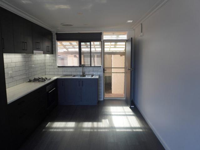 Beautifully renovated 2 bedroom unit is now available!