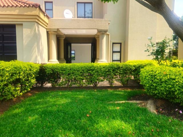 Beautifully Renovated 4 Bedroom Duplex with Private Pool in Fernridge Estate, Dainfern