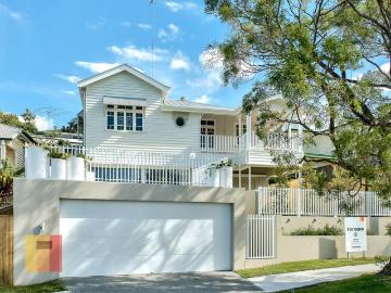 BEAUTIFULLY RENOVATED 4 BEDROOM HOME IN HERSTON