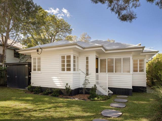 Beautifully Renovated Cottage in the Heart of Enoggera