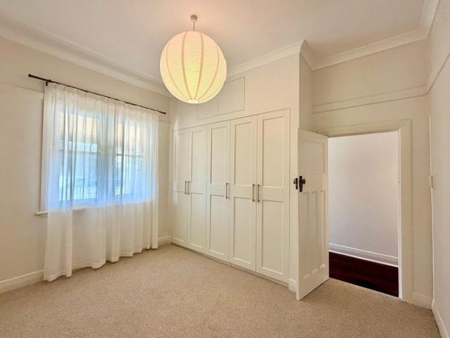 Beautifully Renovated Cottage in the Heart of The Junction