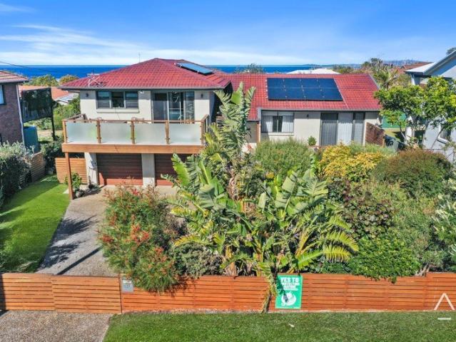 Beautifully Renovated Coastal Home with Ocean Views & Self Contained Accommodation