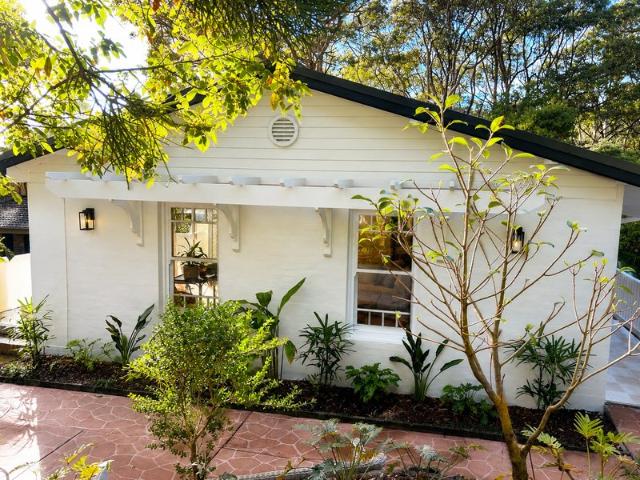 Beautifully Renovated Coastal Living Between Terrigal & North Avoca
