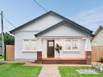 Beautifully Renovated Californian Bungalow Low Maintenance & Move In Ready