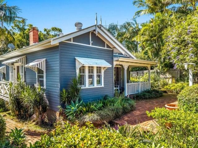 Beautifully Renovated Character Cottage in the Heart of Bangalow