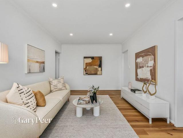 Beautifully renovated and light filled contemporary comfort