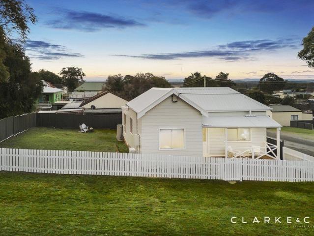 BEAUTIFULLY RENOVATED AND READY TO ENJOY!