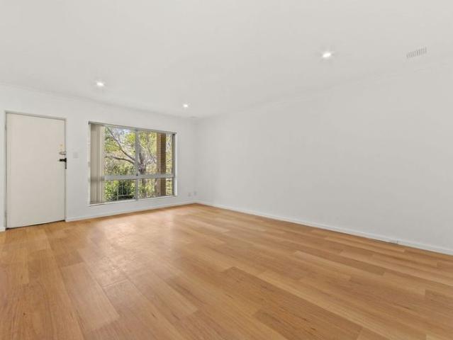 Beautifully renovated apartment in sought after Wembley Downs!