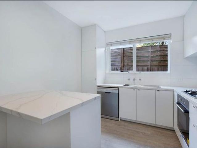 Beautifully renovated apartment!